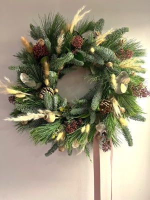 Christmas trending wreath