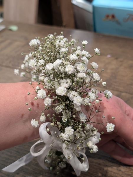 Gypsophila cuff