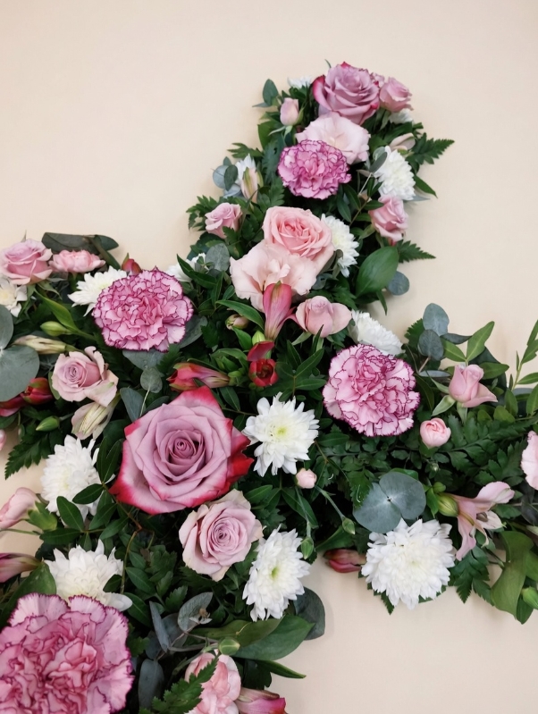 Pink & Cream Loose style Cross