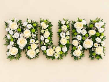 MUM  Luxury Letters