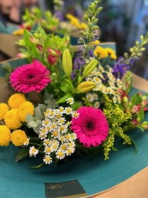 Summer Handtied