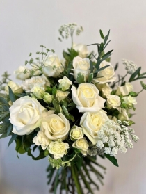 Pure love   Rose Handtied