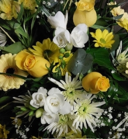 Yellow & White posy