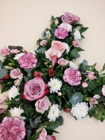 Pink & Cream Loose style Cross