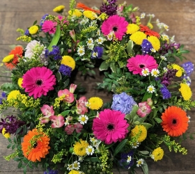 Vibrant Wreath